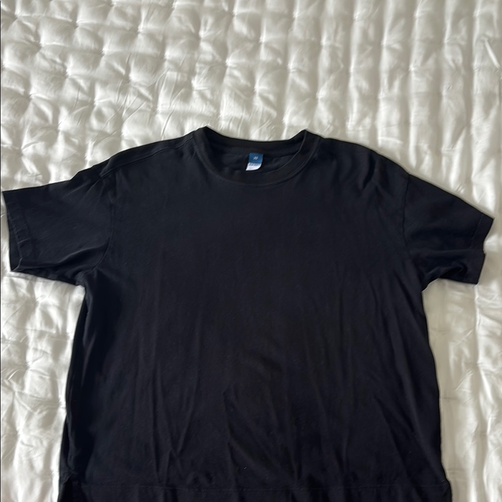 Old Navy Black Short Sleeve Tee